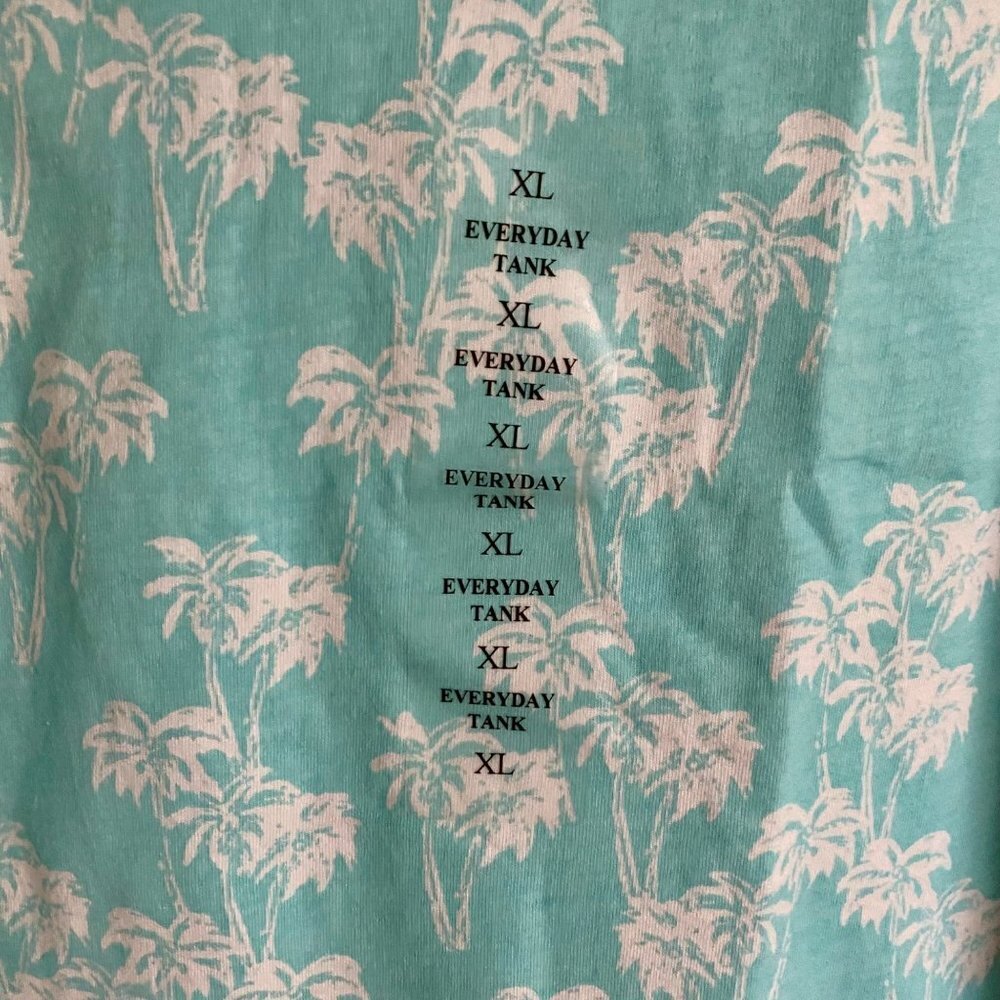 Coral Bay Sleeveless Every Day Tank Blue White Palm Trees Women's Size XL NEW - Picture 4 of 7